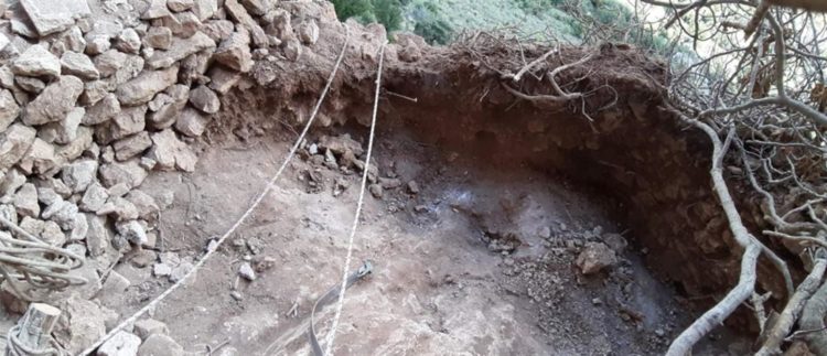 Αρχαιοκάπηλοι έκαναν λαθρανασκαφές με ορειβασία