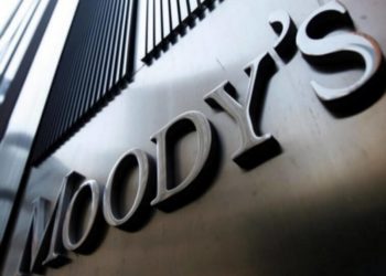 Moody’s: Σε τάση βελτίωσης το πιστοληπτικό προφίλ της Ελλάδας