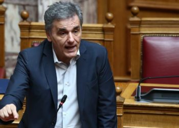 Τσακαλώτος για πρώτη κατοικία: Από ιδιοκτήτες… ενοικιαστές