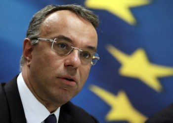 Σταϊκούρας: Καμία σκέψη για μειώσεις μισθών και συντάξεων στο Δημόσιο