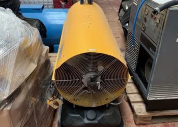 Είχαν στήσει εργοστάσιο παραγωγής λαθραίου καπνού – Πέντε συλλήψεις