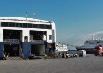 Άρση Μέτρων: Ξεκινούν από αύριο οι μετακινήσεις στα νησιά – Τα απαραίτητα δικαιολογητικά