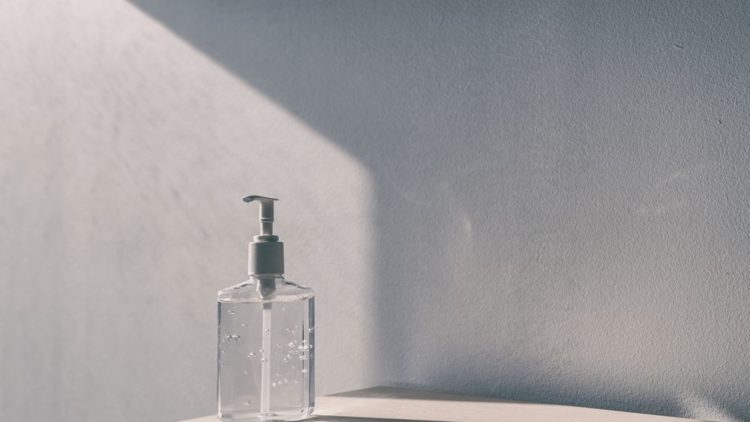 Αντιμικροβιακό σπρέι εξαφανίζει τον ιό από τις επιφάνειες για  90 ημέρες