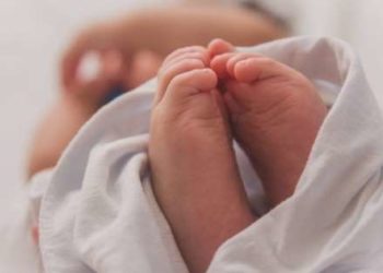 Ρωσία: Μωρό γεννήθηκε μολυσμένο από κορονοϊό