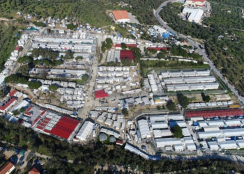 Στη Μόρια αύριο ο Μηταράκης