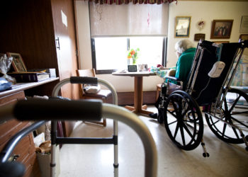 Νέα Υόρκη: Δύο φορές την εβδομάδα θα εξετάζονται οι εργαζόμενοι στους οίκους ευγηρίας