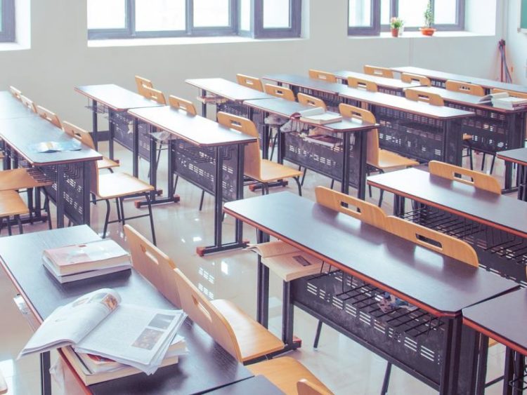 Η Υπουργική Απόφαση για το άνοιγμα των σχολείων – Τί γίνεται με τα Δημοτικά