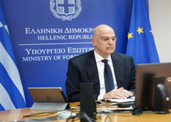 Δένδιας όπως… Σημίτης για τον Έβρο