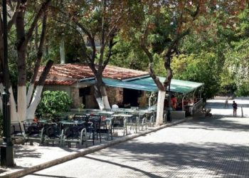 Πρόστιμο 5.000 ευρώ και λουκέτο για 23 ημέρες στη «Δεξαμενή» στο Κολωνάκι