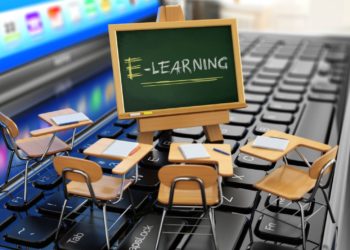 Στο ΦΕΚ η απόφαση για τη ζωντανή μετάδοση των μαθημάτων