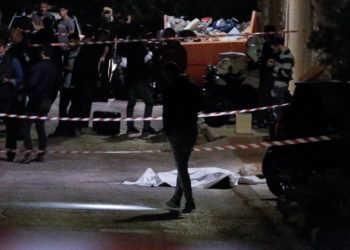 Βούλα: Εν ψυχρώ εκτέλεση επιχειρηματία έξω από το σπίτι του