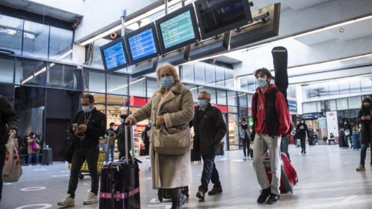 Γαλλία: Σε καραντίνα για 14 ημέρες οι ταξιδιώτες που θα έρχονται από την Ισπανία