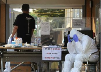 Νότια Κορέα: Αύξηση των κρουσμάτων – Επαναφέρει τα περιοριστικά μέτρα για την εξάπλωση του κορονοϊού
