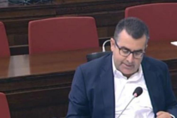 Κουρτάκης κατά Ψαρρά!