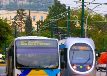 ‘Αρση Μέτρων: Αύξηση 77% στην κίνηση των ΜΜΜ την πρώτη μέρα – Όλο τον Μάιο στους σταθμούς οι «βοηθοί επιβατών»