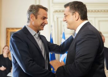 Μητσοτάκης σε Τζιτζικώστα: Θέλουμε να μιλάνε τα έργα, όχι τα λόγια μας