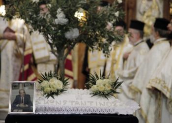 Στα Χανιά ο Κυριάκος Μητσοτάκης για το μνημόσυνο του πατέρα του Κωνσταντίνου Μητσοτάκη  (photos – video)