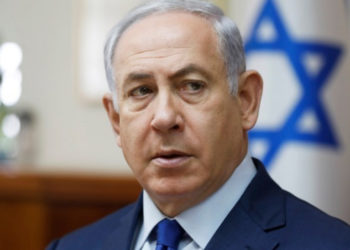 Χαμός με την πρόταση Νετανιάχου: Να εμφυτευτούν τσιπ στα παιδιά για να ελέγχεται η απόσταση