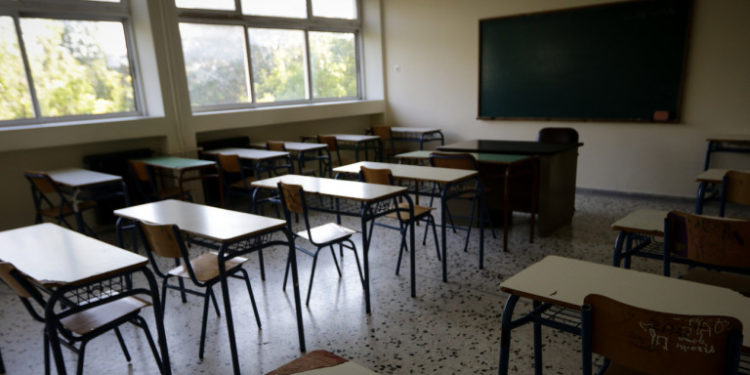 Ανοίγουν τα σχολεία: Οδηγίες ΕΟΔΥ για γονείς, μαθητές, εκπαιδευτικούς