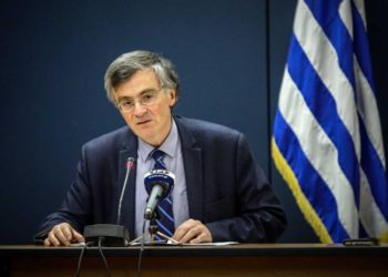Τσιόδρας: Το συγκινητικό αντίο του καθηγητή και το ποίημα του Ελύτη