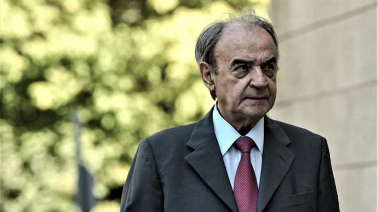 Δ. Τσοβόλας: «Ο κ. Παπαγγελόπουλος ζητάει κατ’ αντιπαράσταση εξέταση με τον κ. Σαμαρά»