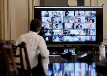 “Ευχαριστώ” Μητσοτάκη στο νοσηλευτικό προσωπικό