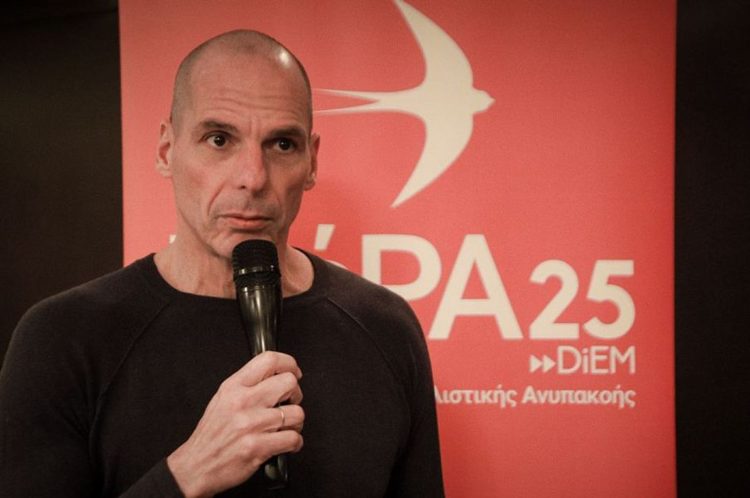 Βαρουφάκης: Η πρόταση Μέρκελ-Μακρόν δεν θα αποτρέψει το πέμπτο μνημόνιο