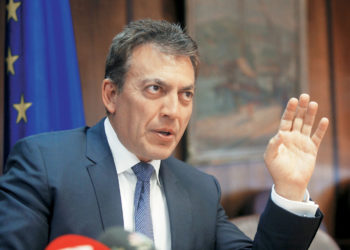 Βρούτσης: Στήριξη θέσεων εργασίας με 820 εκατ. ευρώ