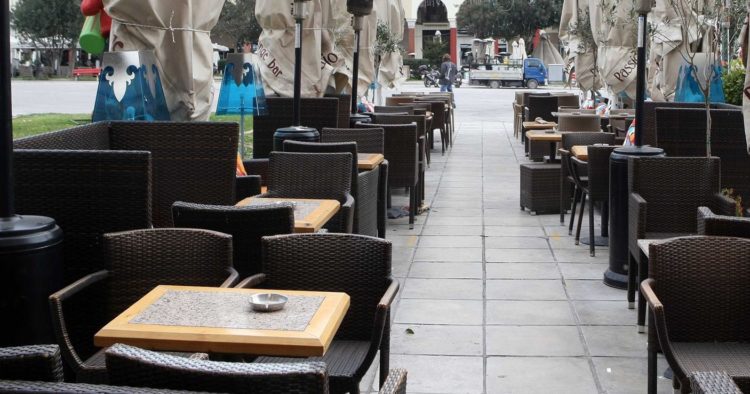 Στη Βουλή αύριο οι ρυθμίσεις για τα τραπεζοκαθίσματα