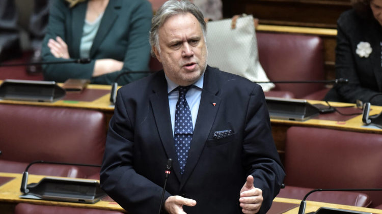 Κατρούγκαλος: Επικίνδυνοι οι κυβερνητικοί χειρισμοί στα εθνικά θέματα