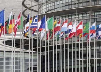 Αποδέσμευση 9,4 δισ. ευρώ για τη δημόσια υγεία προτείνει η Ευρωπαϊκή Επιτροπή