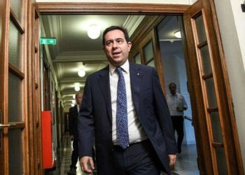 Μηταράκης: Πρέπει να επιστρέψουν 11.000 άτομα στην Τουρκία