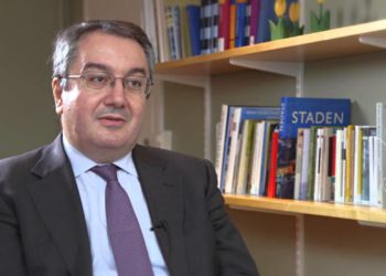 Μόσιαλος: Όσοι νόσησαν δύο φορές δεν μεταδίδουν τον κορονοϊό