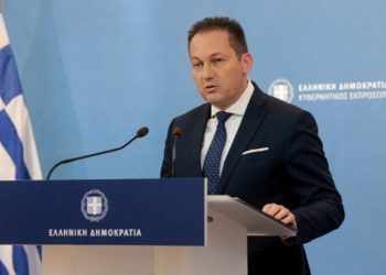 Πέτσας: Όσοι καλούν σε οργανωμένες συναθροίσεις θέτουν σε κίνδυνο το κοινωνικό σύνολο