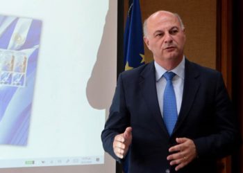 Παρουσίαση επετειακής σειράς γραμματοσήμων των ΕΛΤΑ από τον Κ. Τσιάρα