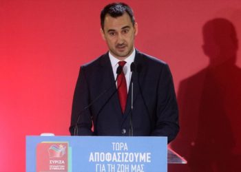 Χαρίτσης: Χωρίς σχέδιο στην οικονομία προχωρά η κυβέρνηση