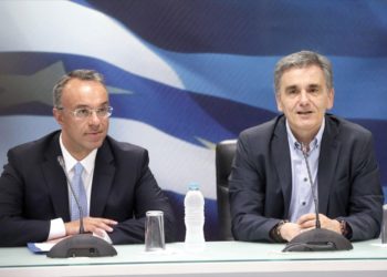 Τσακαλώτος προς Σταϊκούρα: “Για ποιον είναι καλή η συμφωνία με την ΕΕ;”