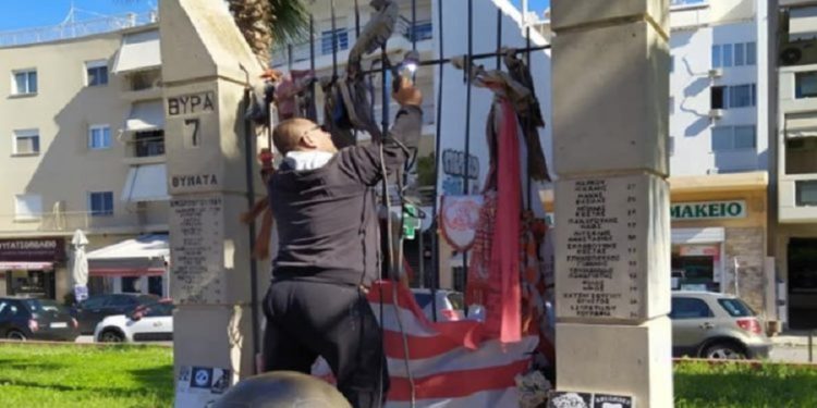 Αποκατάσταση των ζημιών στο μνημείο της Θύρας 7