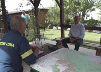 Επίσκεψη Καράογλου στο φυλάκιο της Πυροσβεστικής στο Σέιχ Σου