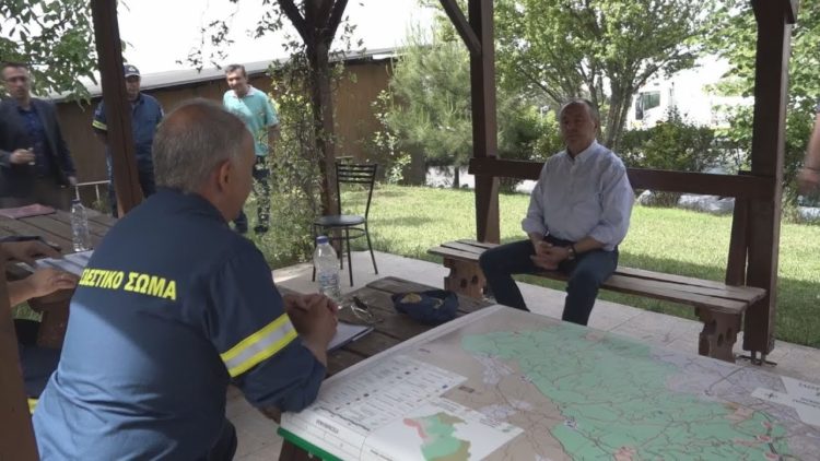 Επίσκεψη Καράογλου στο φυλάκιο της Πυροσβεστικής στο Σέιχ Σου