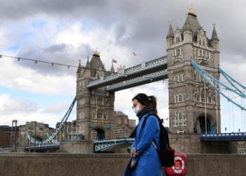 Βρετανία – Κορονοϊός : Ξεπέρασαν τις 32.000 οι νεκροί