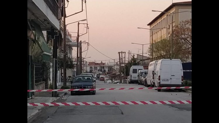 Συναγερμός στη Λάρισα: Νέα κρούσματα κορονοϊού στον οικισμό των Ρομά στη Νέα Σμύρνη