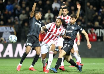 Σούπερ Λίγκα: Απομόνωση πέντε ημερών για όλη την ομάδα σε περίπτωση κρούσματος κορονοϊού