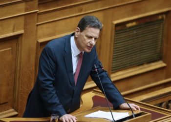 Σκυλακάκης: Μείωση ως μηδενισμός της προκαταβολής φόρου για το 2021