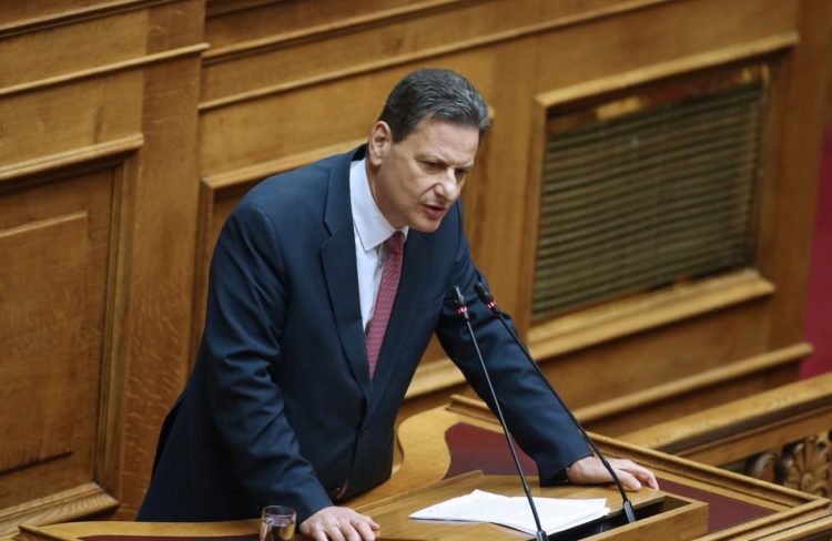 Σκυλακάκης: Μείωση ως μηδενισμός της προκαταβολής φόρου για το 2021