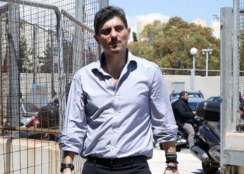 Επίθεση οπαδών στο σπίτι του Δημήτρη Γιαννακόπουλου (video)