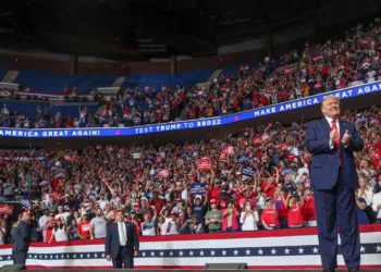 Τραμπ: Απίστευτο φιάσκο η ομιλία στην Τάλσα