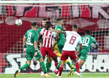 Σούπερ Λίγκα: Περίπατος του Ολυμπιακού στο ντέρμπι με τον Παναθηναϊκό