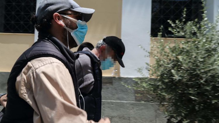 Έρευνα και στην Κύπρο για τη δράση του ψευτογιατρού