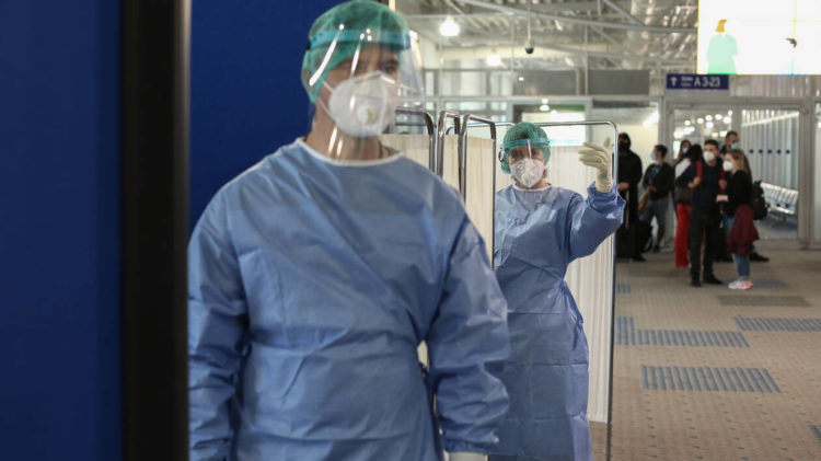 Ανοίγουν τα αεροδρόμια για τους τουρίστες – Το πρωτόκολλο ασφαλείας